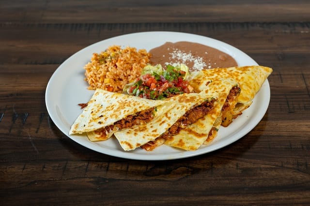 Campechana (Steak & Chorizo).